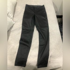 Black skinny jeans